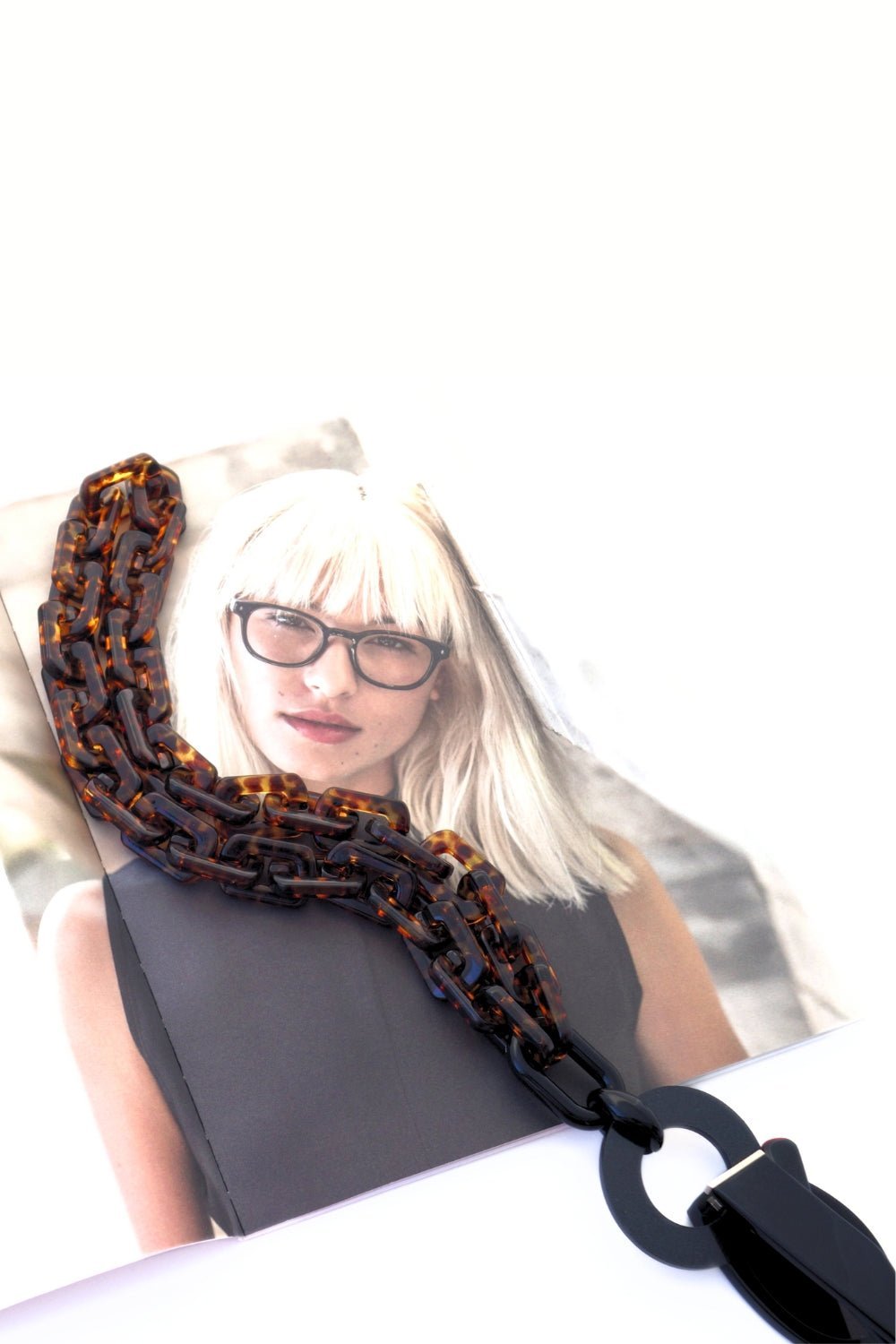 G'RING - TORTOISESHELL Chunky Eyewear Necklace | SPECSET