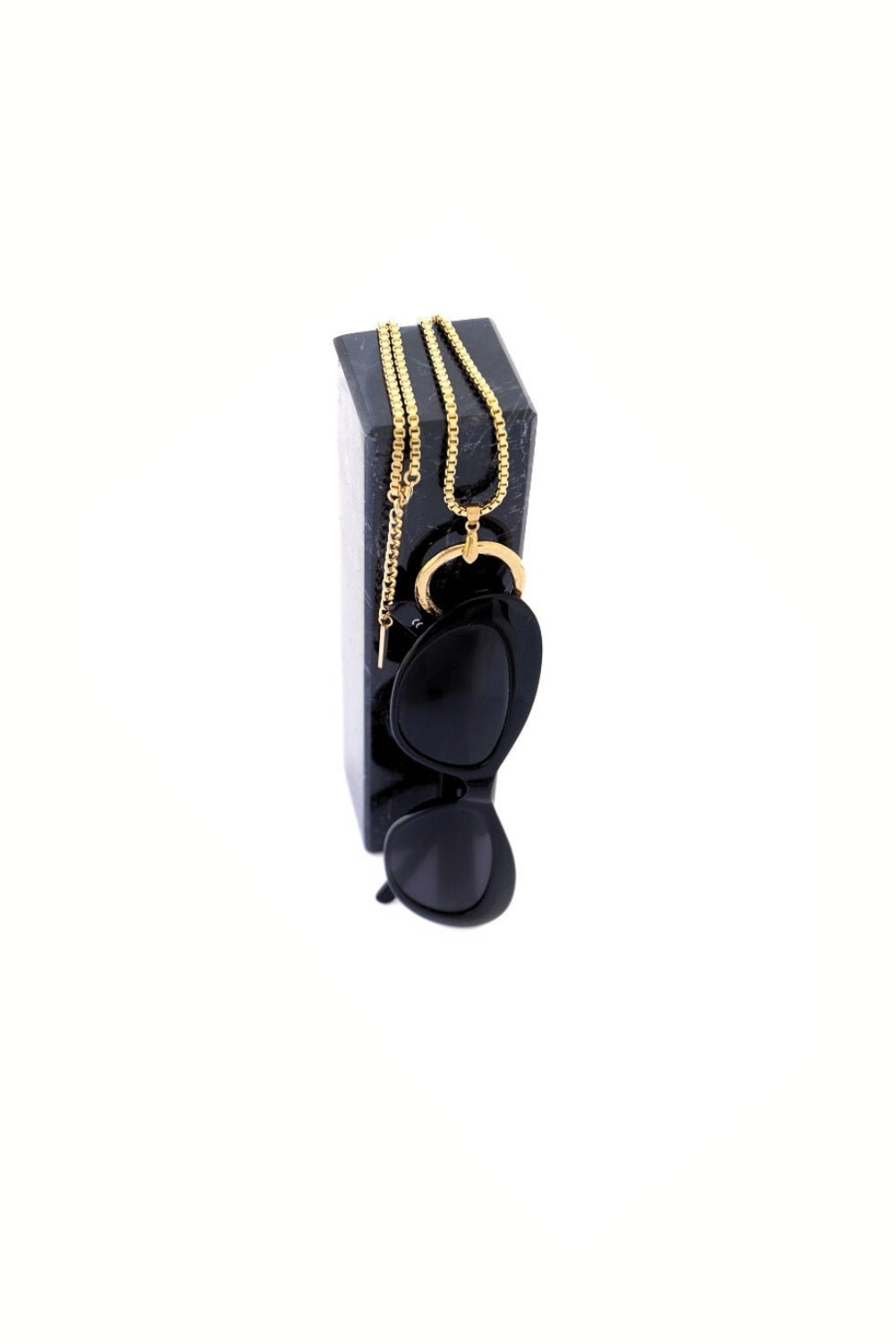 OUT OF BOX - GOLD Eyewear Necklace | SPECSET