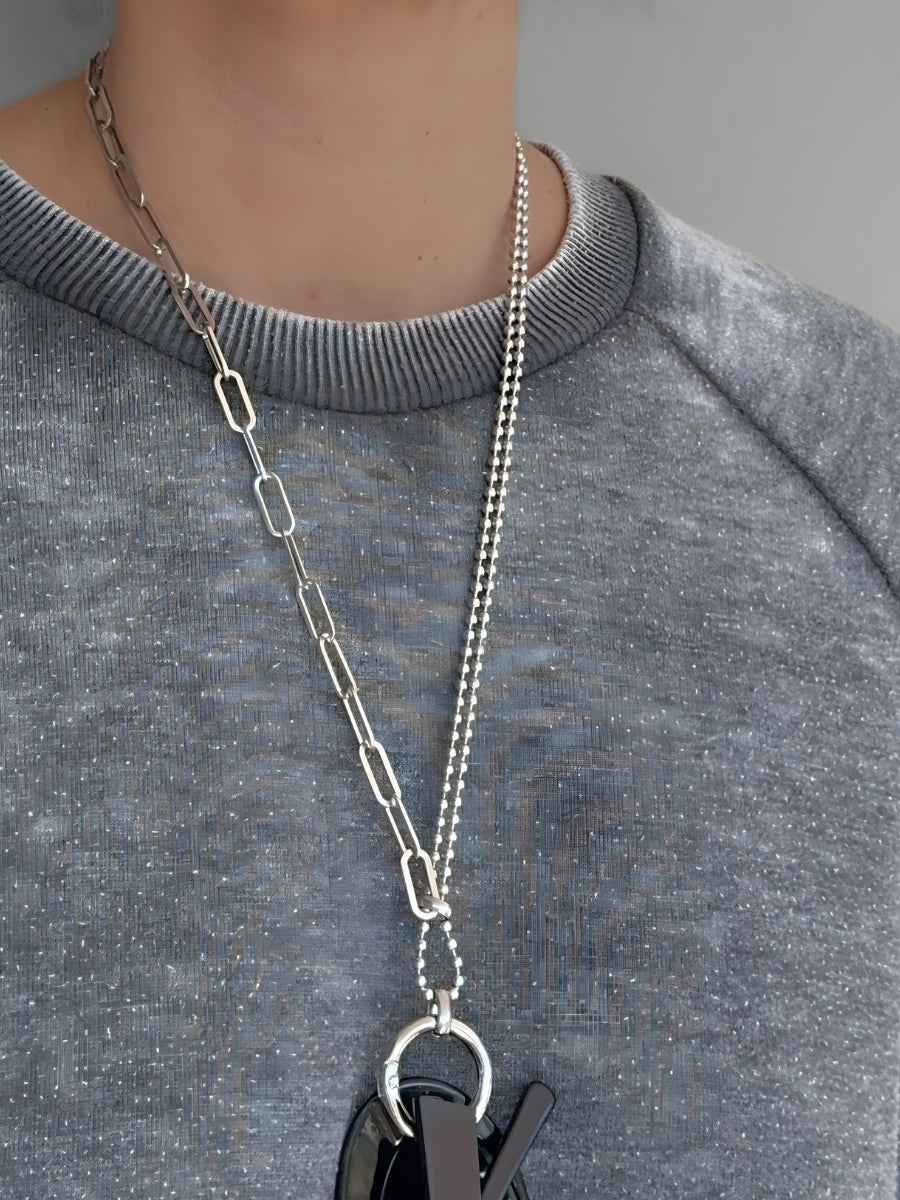 Unisex glasses lanyard worn as a necklace with sunglasses for everyday use