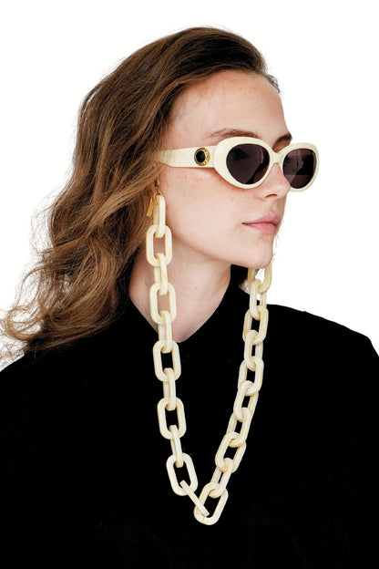 GREAT MATE - CREAM Oversized Eyewear Chain | SPECSET