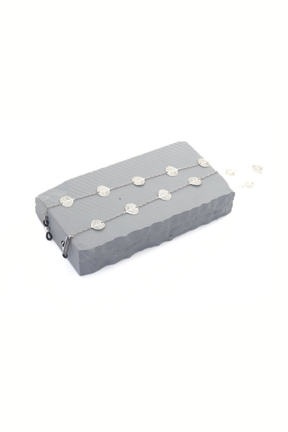 LEAFLY - Fine SILVER Eyewear Chain and Necklace | SPECSET