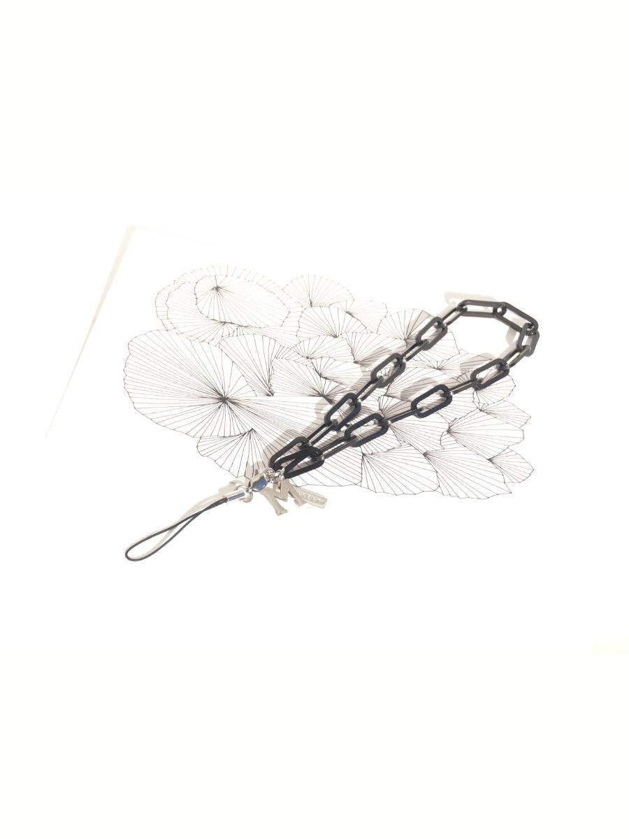YOUR OWN - BLACK Personalized Phone Chain | SPECSET